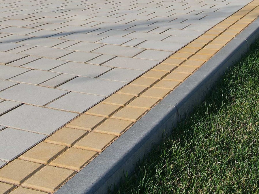 Продажа тротуарного бордюра в Усть луге